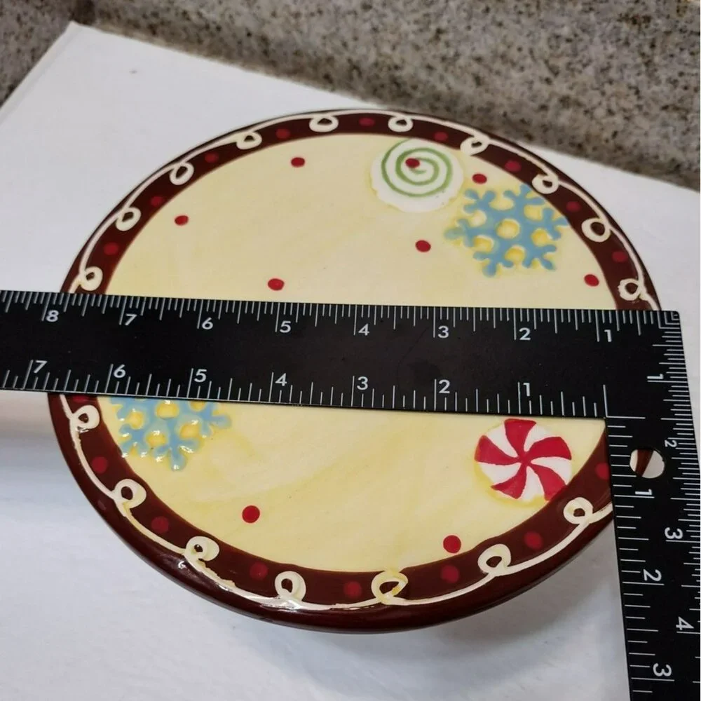Hand-Painted Ceramic Cake Stand With Festive Design 8